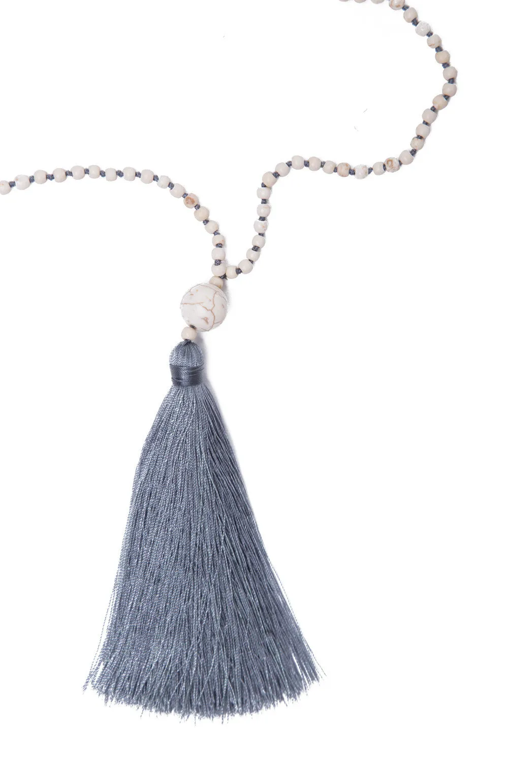 Bead Necklace (White & Silver)