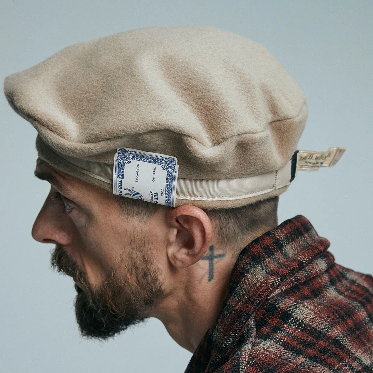 D-00822 P BERET