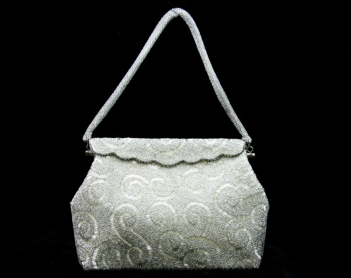 Stunning 1950s Silver Beaded Bag - Curlique Bugle Beads - 50s Evening Purse - Glamour - Caviar Beads - Metallic - Sparkling - 42345